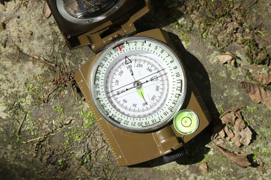EK1001G_11