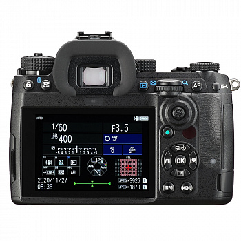 Зеркальная фотокамера PENTAX K-3 Mark III, черная + объектив DA 18-135 WR